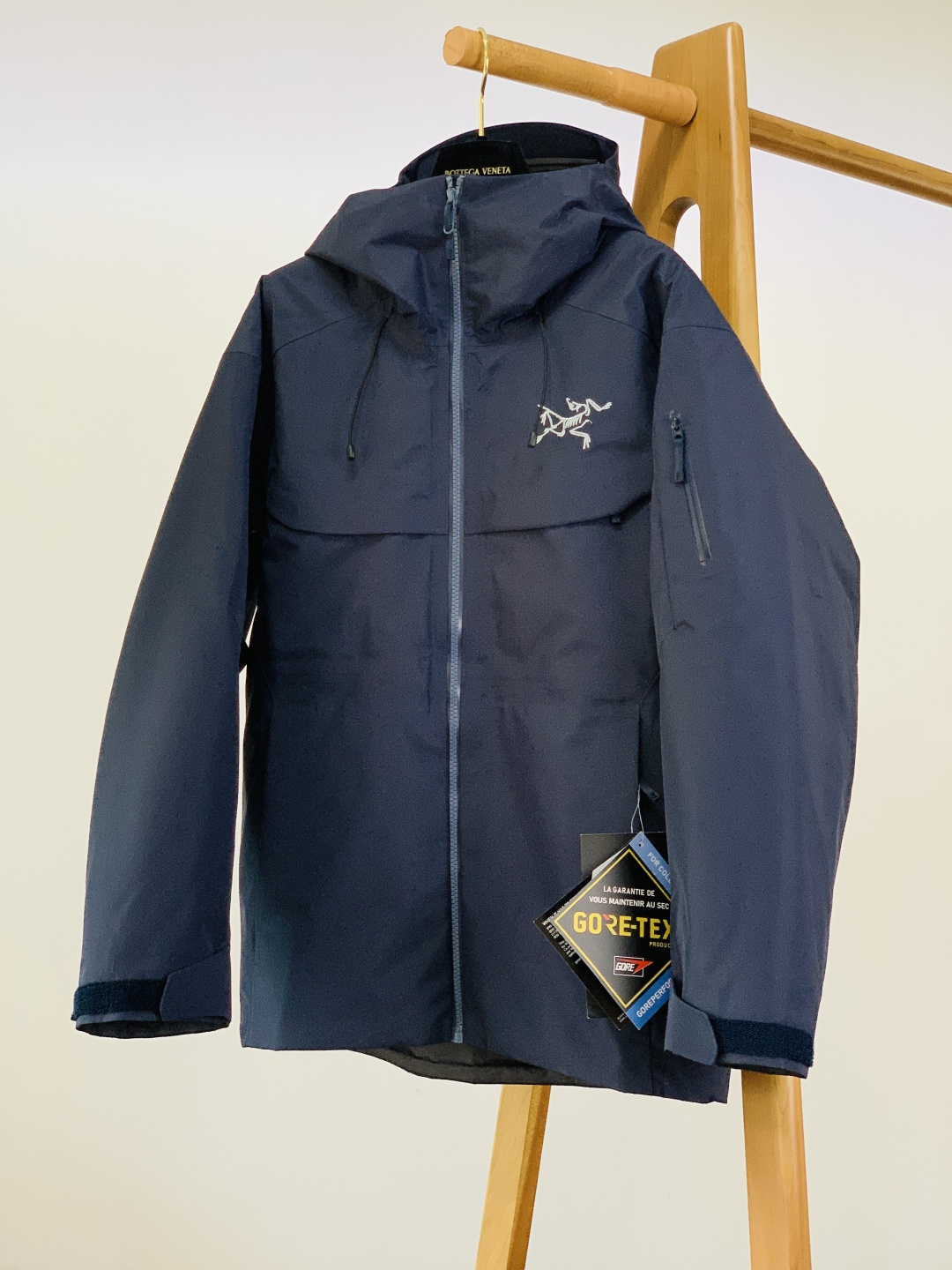 ARCTERYX 始祖鸟 高端户外羽绒防水透气三层压胶，羽绒内胆三合一两件套冲锋衣保暖防风防雨透气登山服
