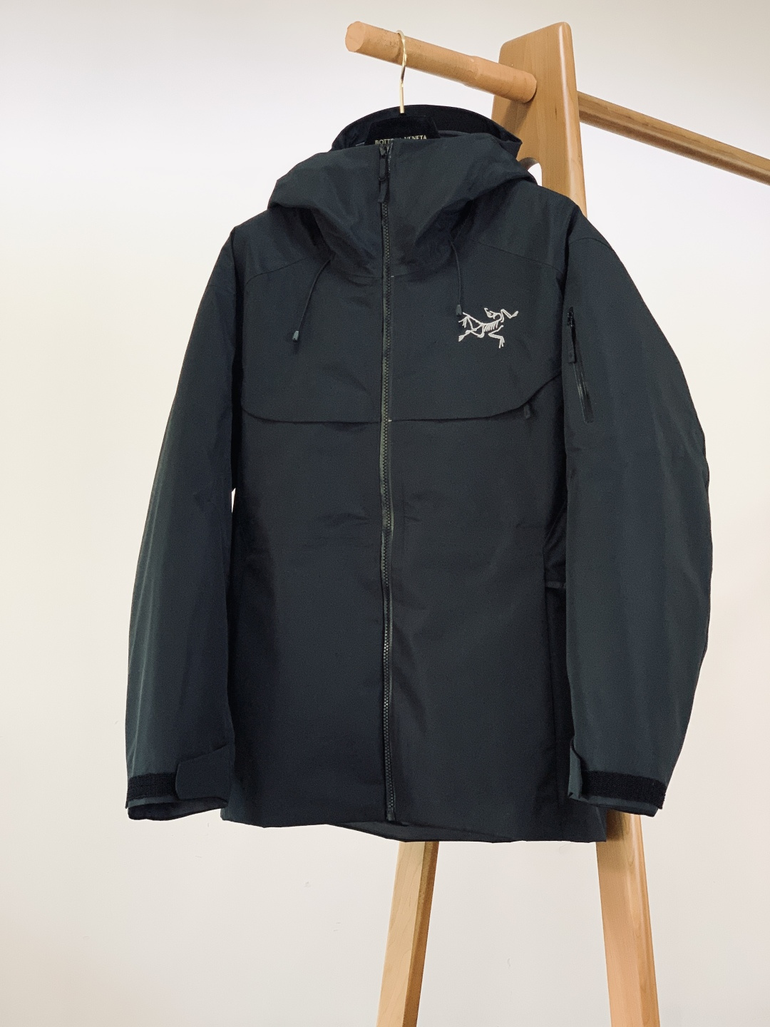 ARCTERYX 始祖鸟 高端户外羽绒防水透气三层压胶，羽绒内胆三合一两件套冲锋衣保暖防风防雨透气登山服