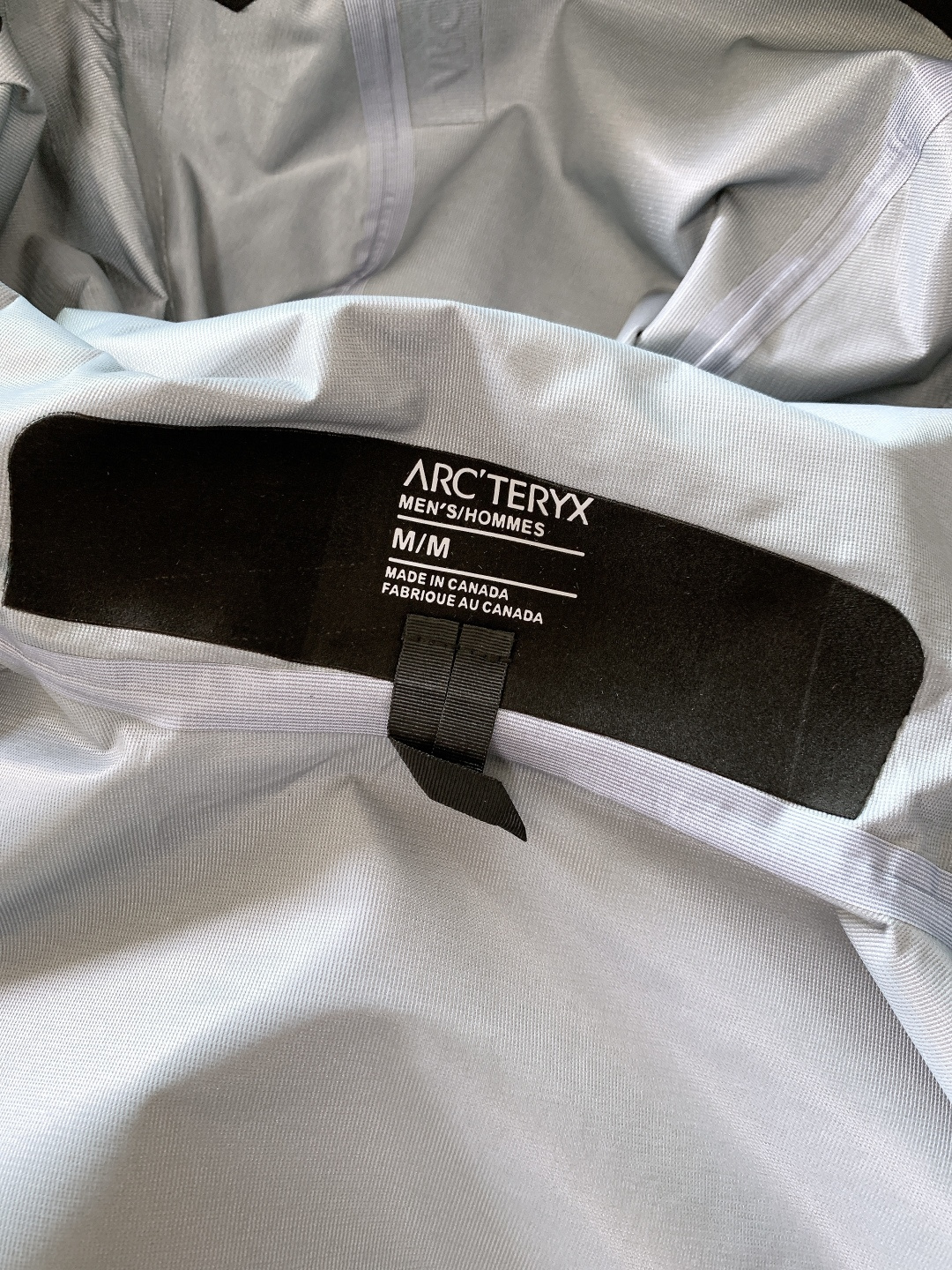 ARCTERYX 始祖鸟 高端户外羽绒防水透气三层压胶，羽绒内胆三合一两件套冲锋衣保暖防风防雨透气登山服