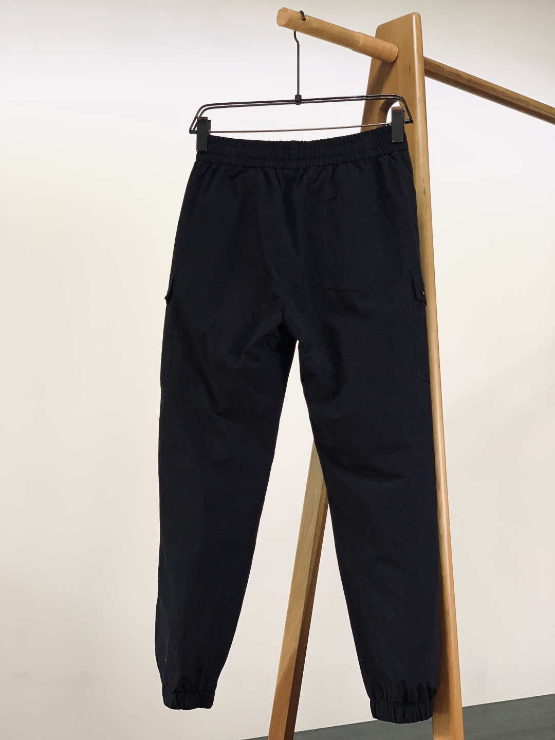 The North Face®北面 2025FW秋冬新品休闲羽绒裤，户外基因与日常穿搭的完美融合！高密防