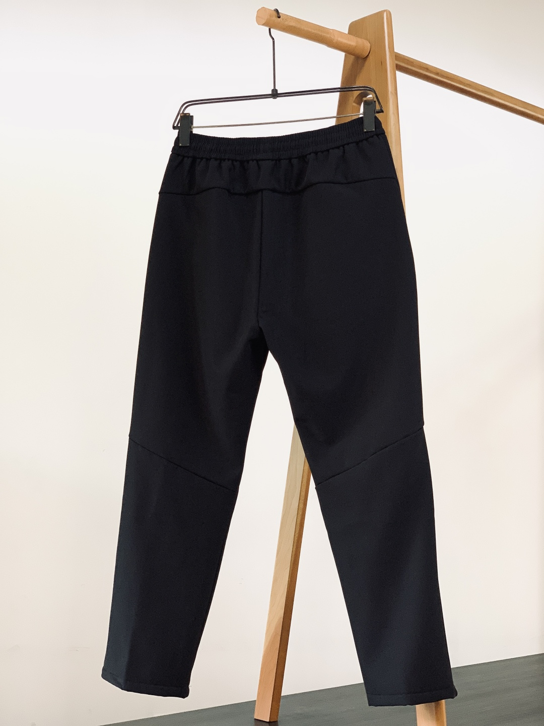 Kailas 凯乐石 2025FW秋冬新品加绒抽绳休闲裤，外层抗风耐磨，内层摇粒绒锁温，松紧腰头+抽绳设