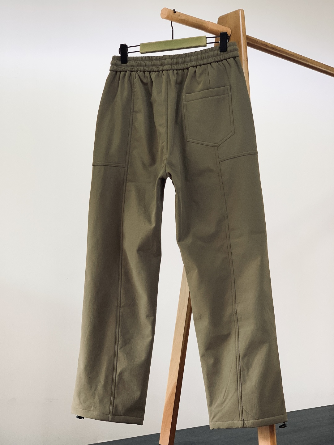 ARCTERYX 始祖鸟 2025FW秋冬新品加绒工装裤直接焊死户外穿搭天花板！机能面料搭加绒内里，保暖