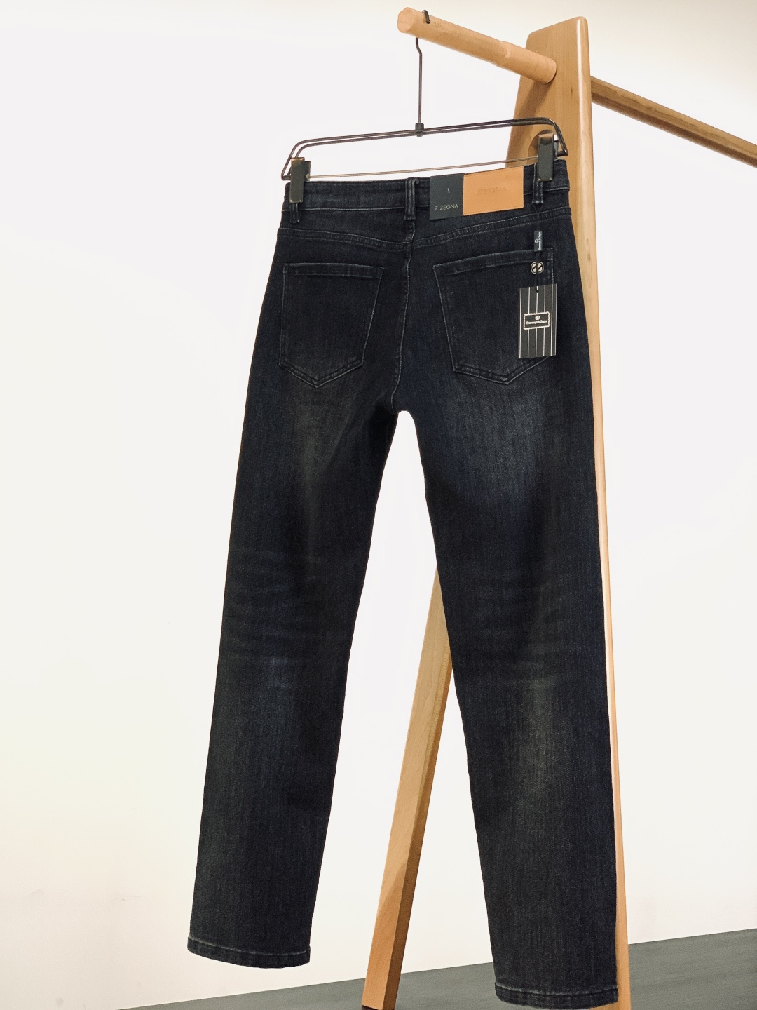 Ermenegildo Zegna 杰尼亚 2025FW秋冬新品 高级时装感 进口牛仔面料 , 洗水牛仔