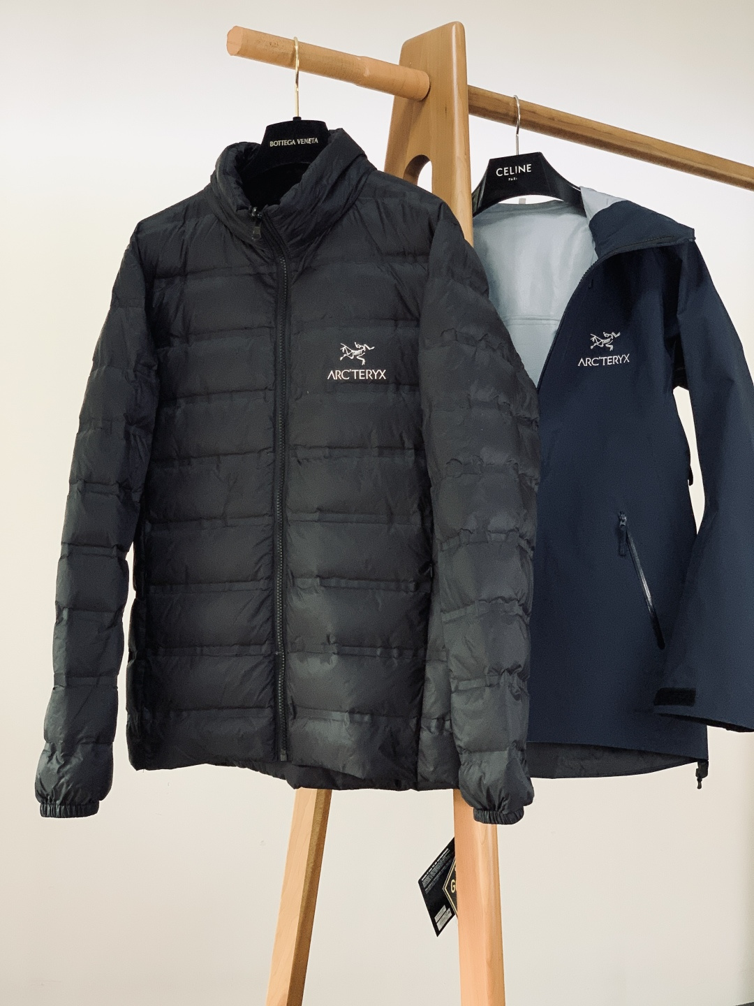 ARCTERYX 始祖鸟 鸟家王炸款三合一冲锋衣羽绒服了来了！一衣三穿！内胆带logo轻薄户外级羽绒服！