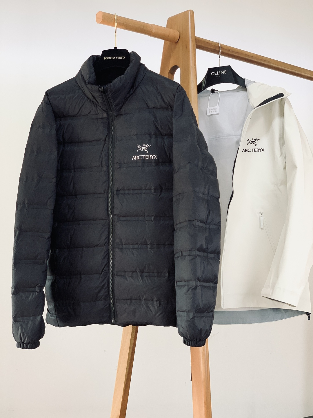 ARCTERYX 始祖鸟 鸟家王炸款三合一冲锋衣羽绒服了来了！一衣三穿！内胆带logo轻薄户外级羽绒服！