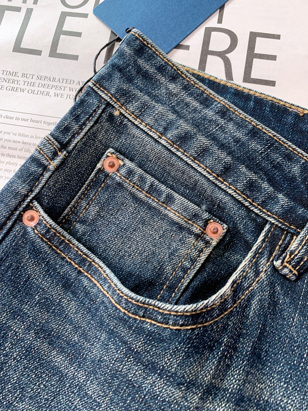 LouisVuitton 路易威登 2025FW秋冬新品 高级时装感 进口牛仔面料 , 洗水牛仔裤。面料