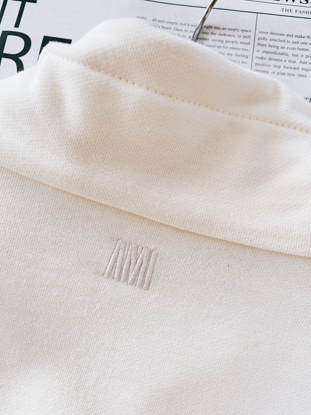 Ami Alexandre Mattiussi Ami de Coeur半拉链爱心刺绣卫衣，细节实拍，爱