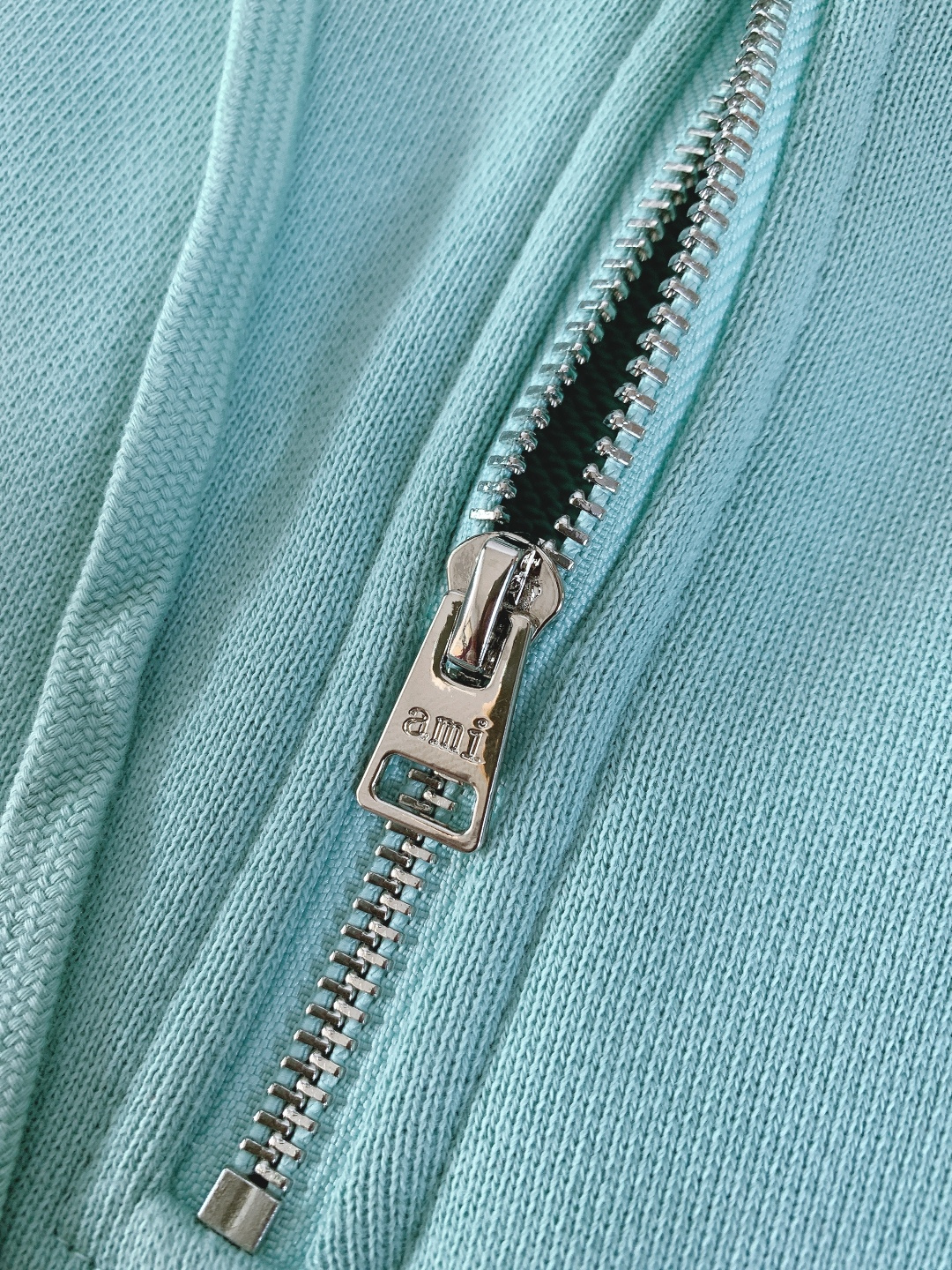 Ami Alexandre Mattiussi Ami de Coeur半拉链爱心刺绣卫衣，细节实拍，爱