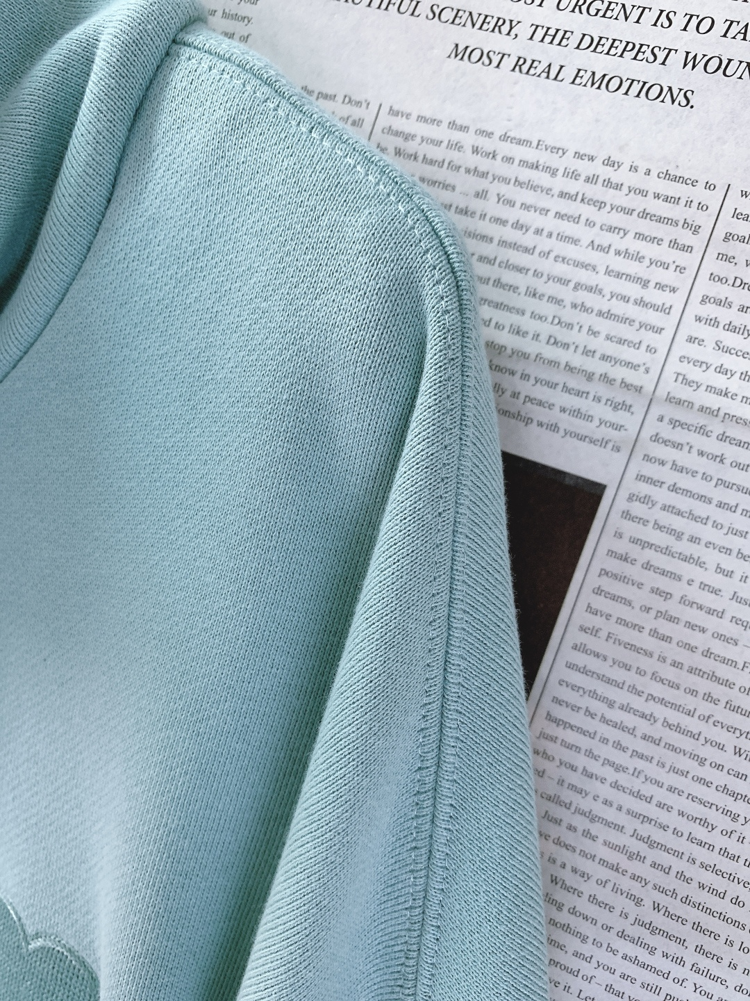 Ami Alexandre Mattiussi Ami de Coeur半拉链爱心刺绣卫衣，细节实拍，爱