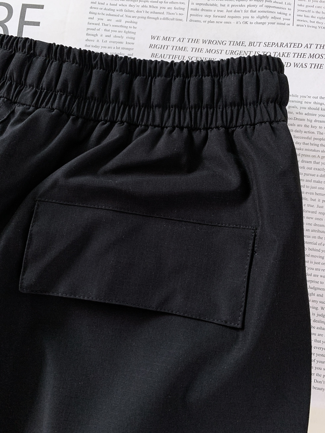 Stone Island 石头岛 2025FW秋冬新品休闲羽绒裤，硬核机能美学拉满！高密防风面料搭载羽绒