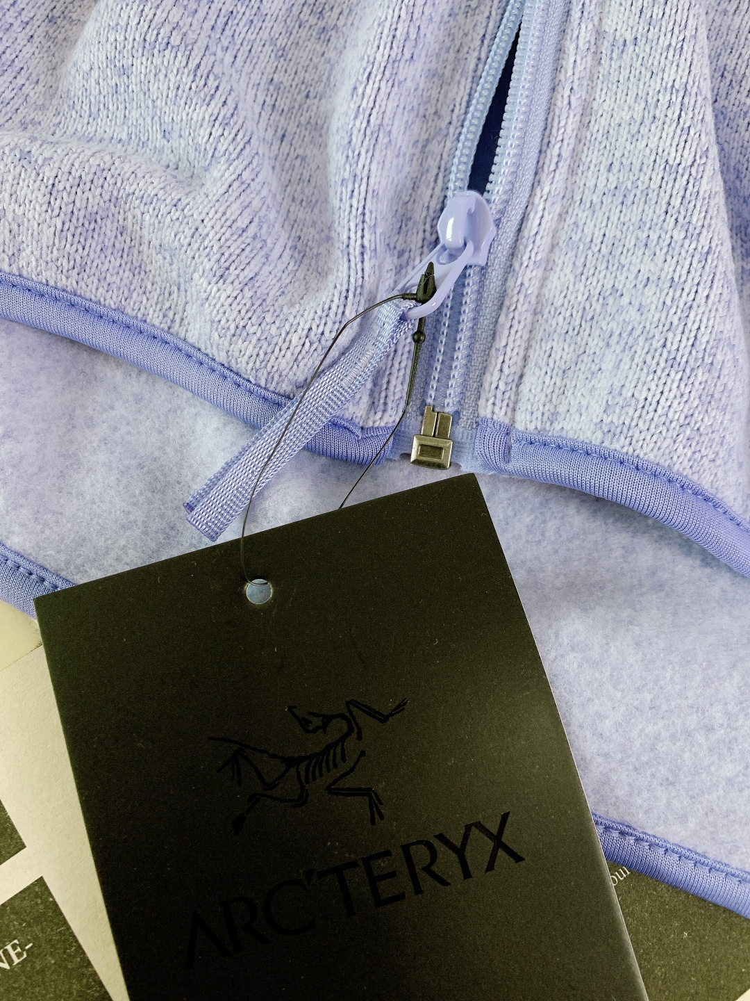 ARCTERYX 始祖鸟 秋冬COVERT玛卡龙配色刺绣版本系列立领开衫轻量抓绒外套，针织衫毛衣夹克外套