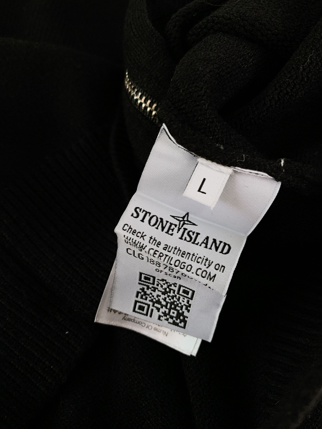 Stone Island 石头岛 拉链开衫毛衣 男女情款毛衣 单穿和内搭都超级好看！ 内搭一排扣子也太美