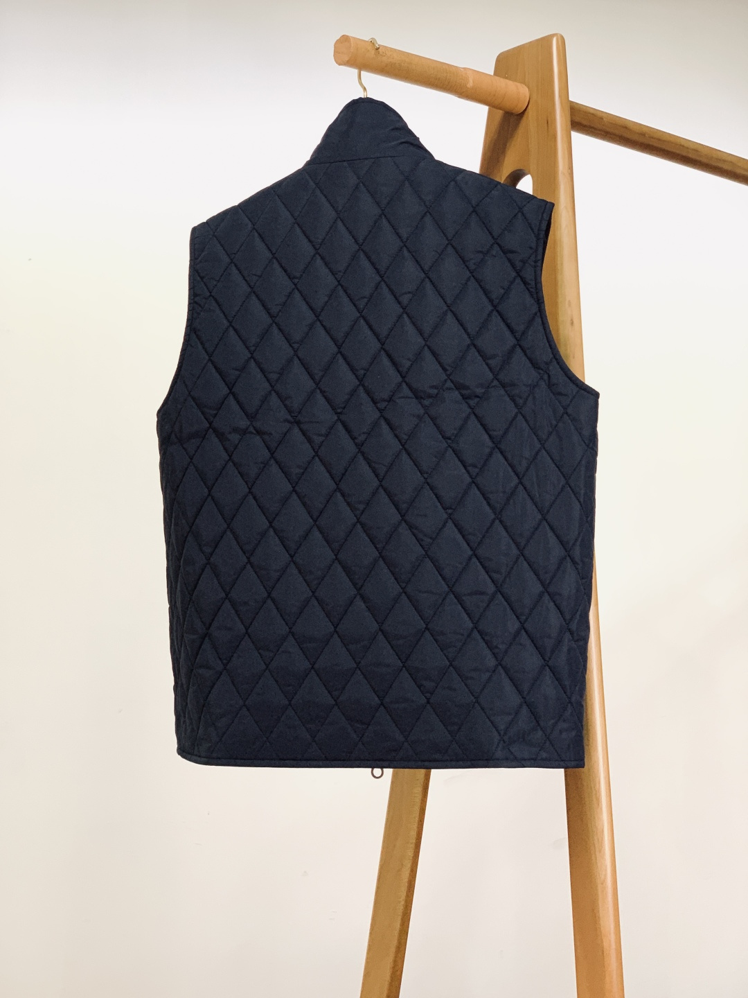 LoroPiana L.P FW秋冬新品lP🆕藏蓝菱格双面男士马甲。A面甄选100%超细羊毛，藏蓝色羊毛