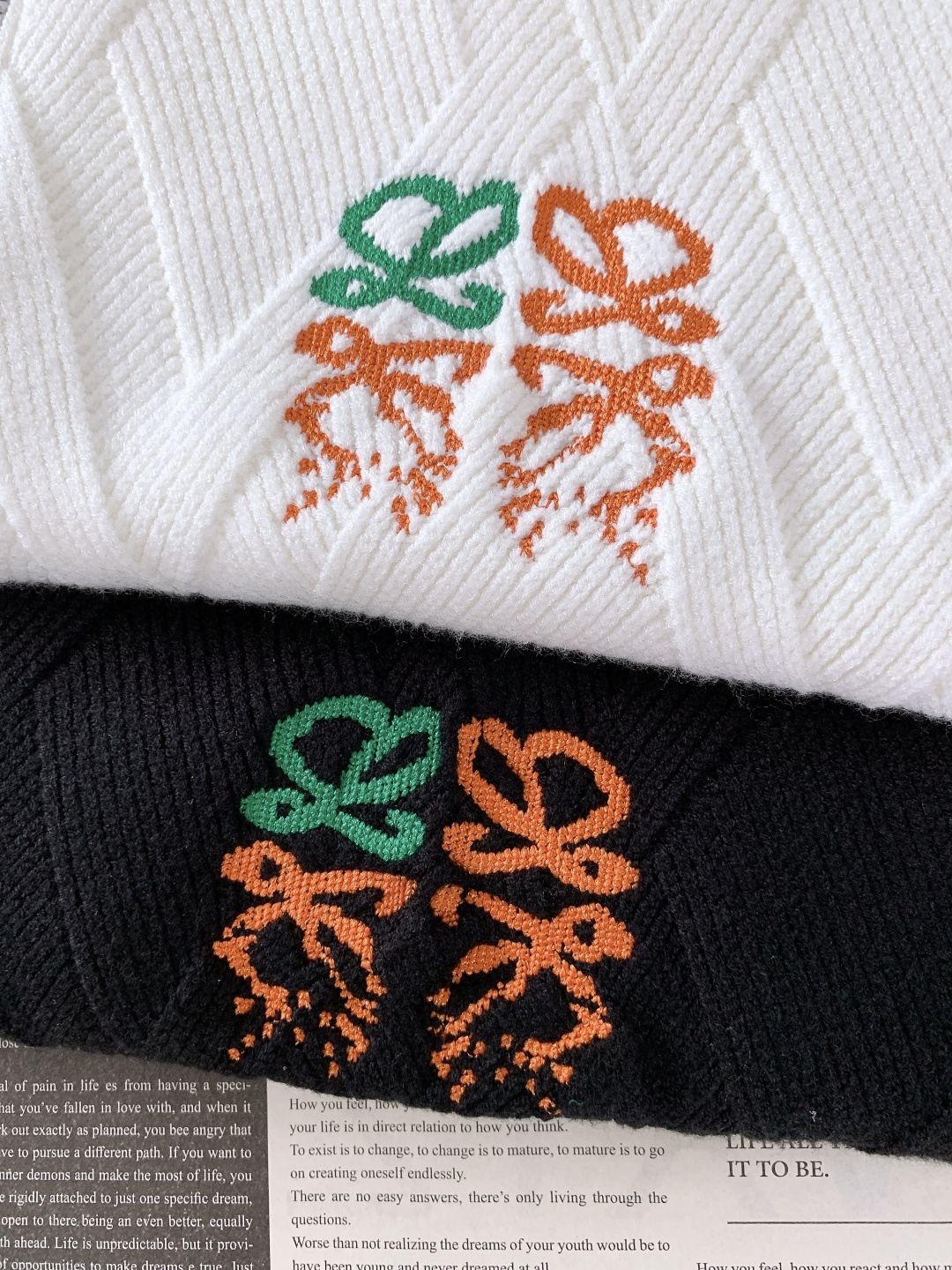 Loewe 罗意威 2025FW秋冬新品 菱格针织拉链开衫。甄选优质羊毛混纺打造，针织纹理密实不易变形，