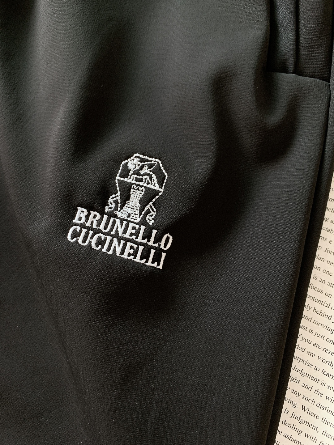 Brunello Cucinelli 布鲁奈罗.库奇内利 2025FW秋冬新品BC加绒裤把意式轻奢焊在身