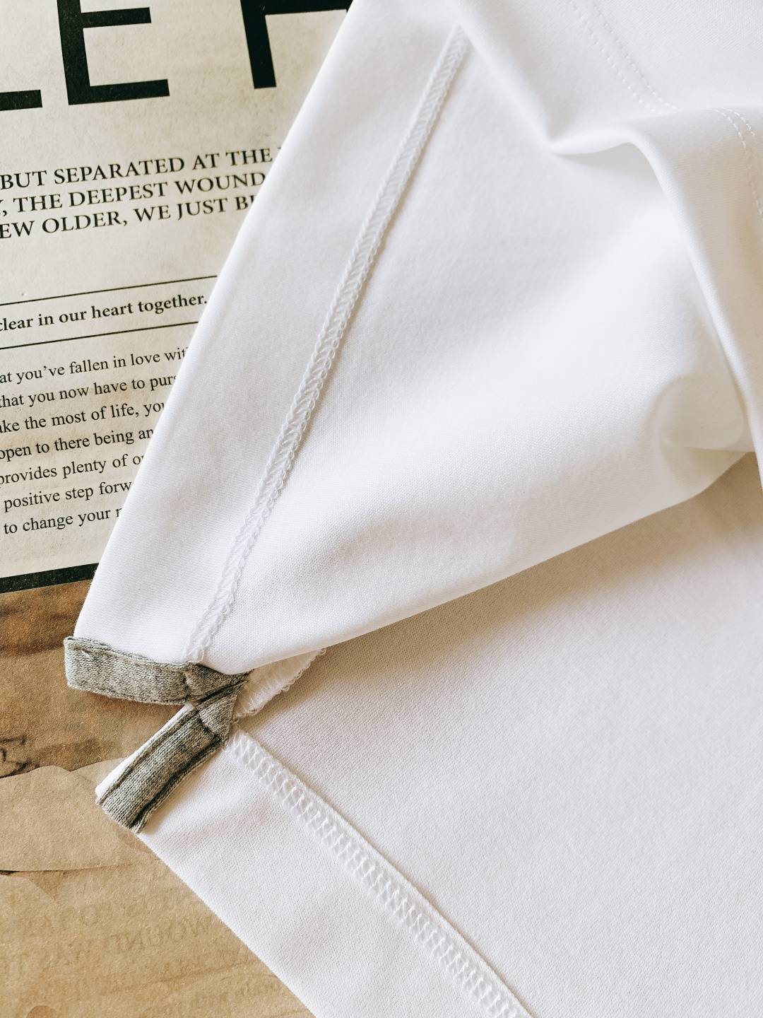 Brunello Cucinelli 布鲁奈罗.库奇内利 2026SS早春新品 BC极简精粹高级圆领T恤