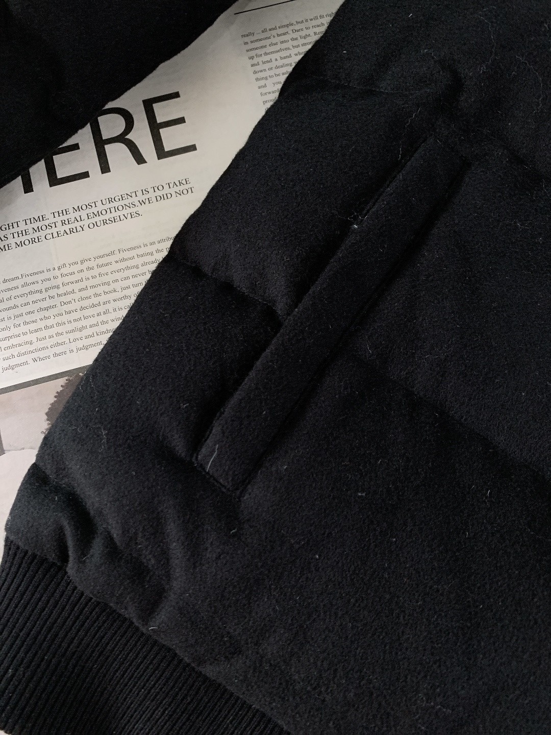 LoroPiana L.P FW秋冬新品休闲夹克羽绒服。质感格调，藏于毫厘。甄选磨毛肌理面料，自带细腻的