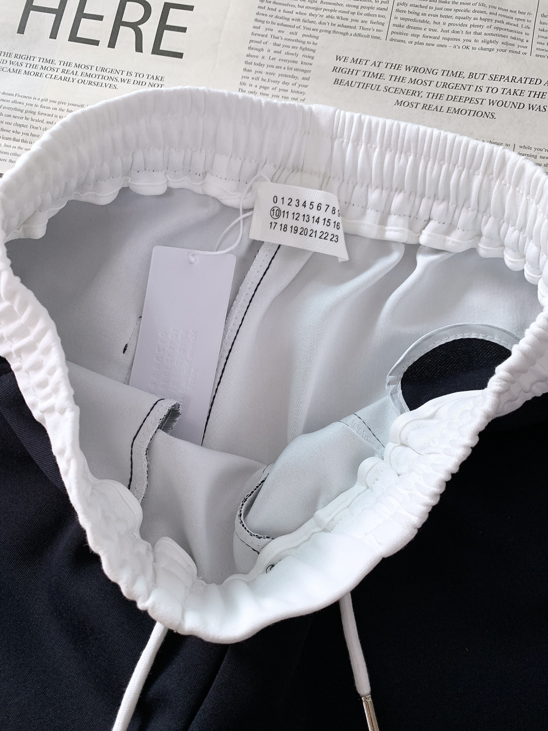 Maison Margiela MM6 马丁马吉拉 2025FW秋冬新品 休闲抽绳工装休闲裤时尚系列，独