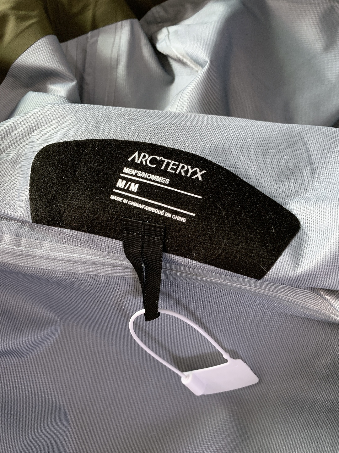 ARCTERYX 始祖鸟 鸟家王炸款三合一冲锋衣羽绒服了来了！一衣三穿！内胆带logo轻薄户外级羽绒服！