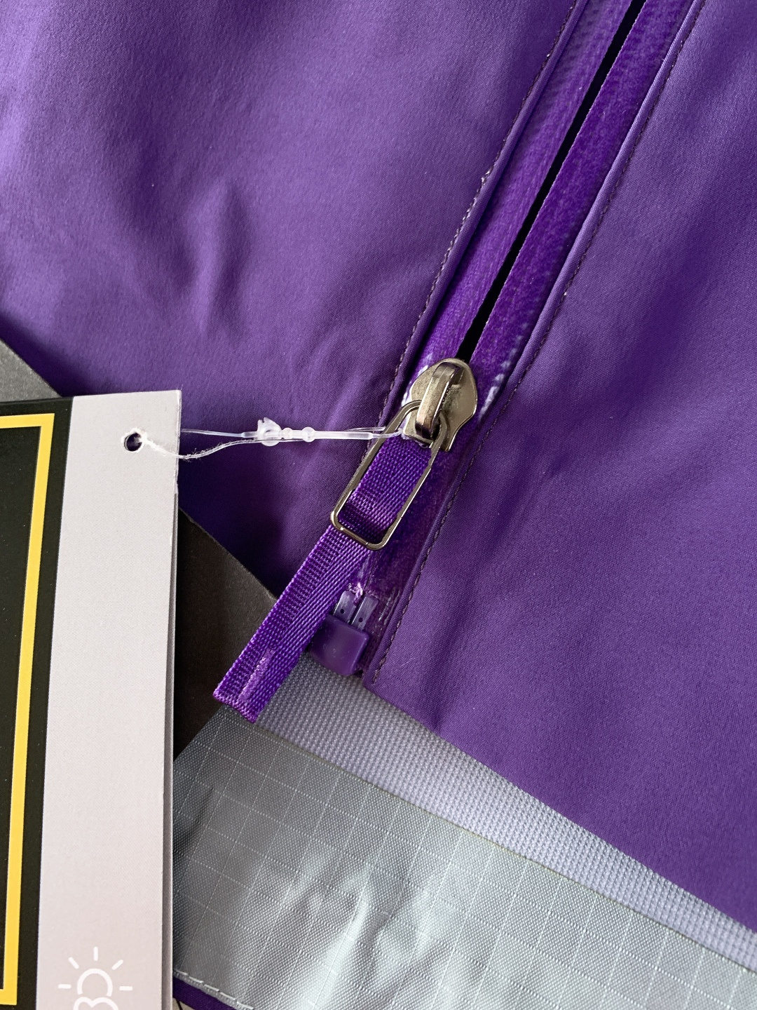 ARCTERYX 始祖鸟 鸟家王炸款三合一冲锋衣羽绒服了来了！一衣三穿！内胆带logo轻薄户外级羽绒服！