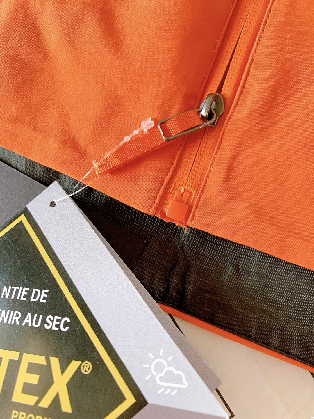 ARCTERYX 始祖鸟 鸟家王炸款三合一冲锋衣羽绒服了来了！一衣三穿！内胆带logo轻薄户外级羽绒服！