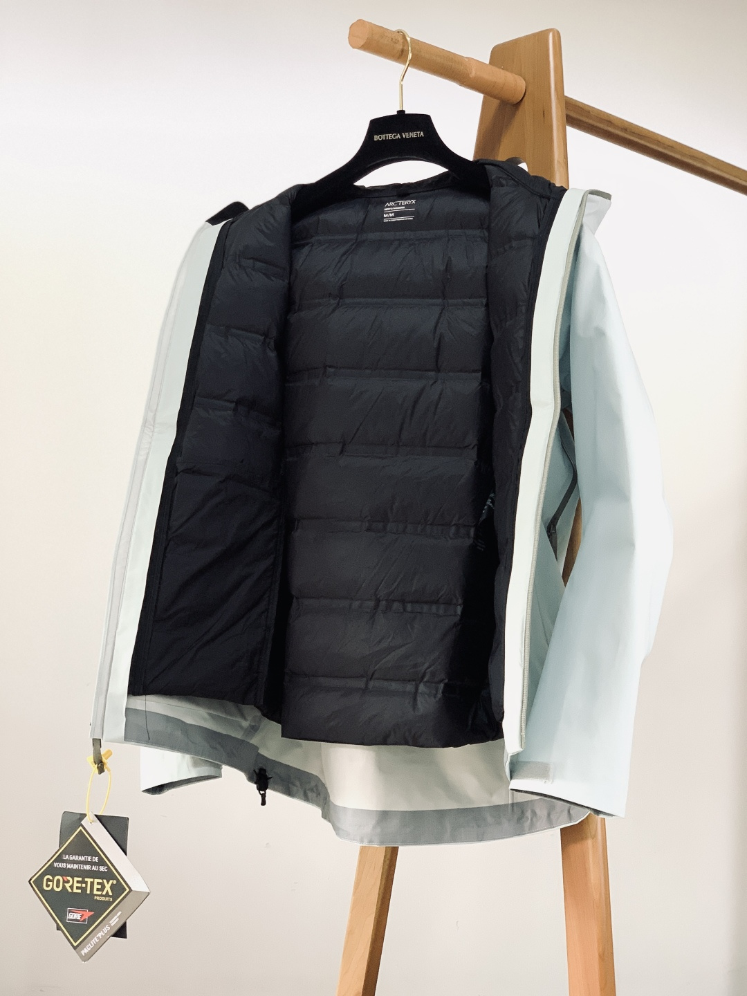 ARCTERYX 始祖鸟 鸟家王炸款三合一冲锋衣羽绒服了来了！一衣三穿！内胆带logo轻薄户外级羽绒服！