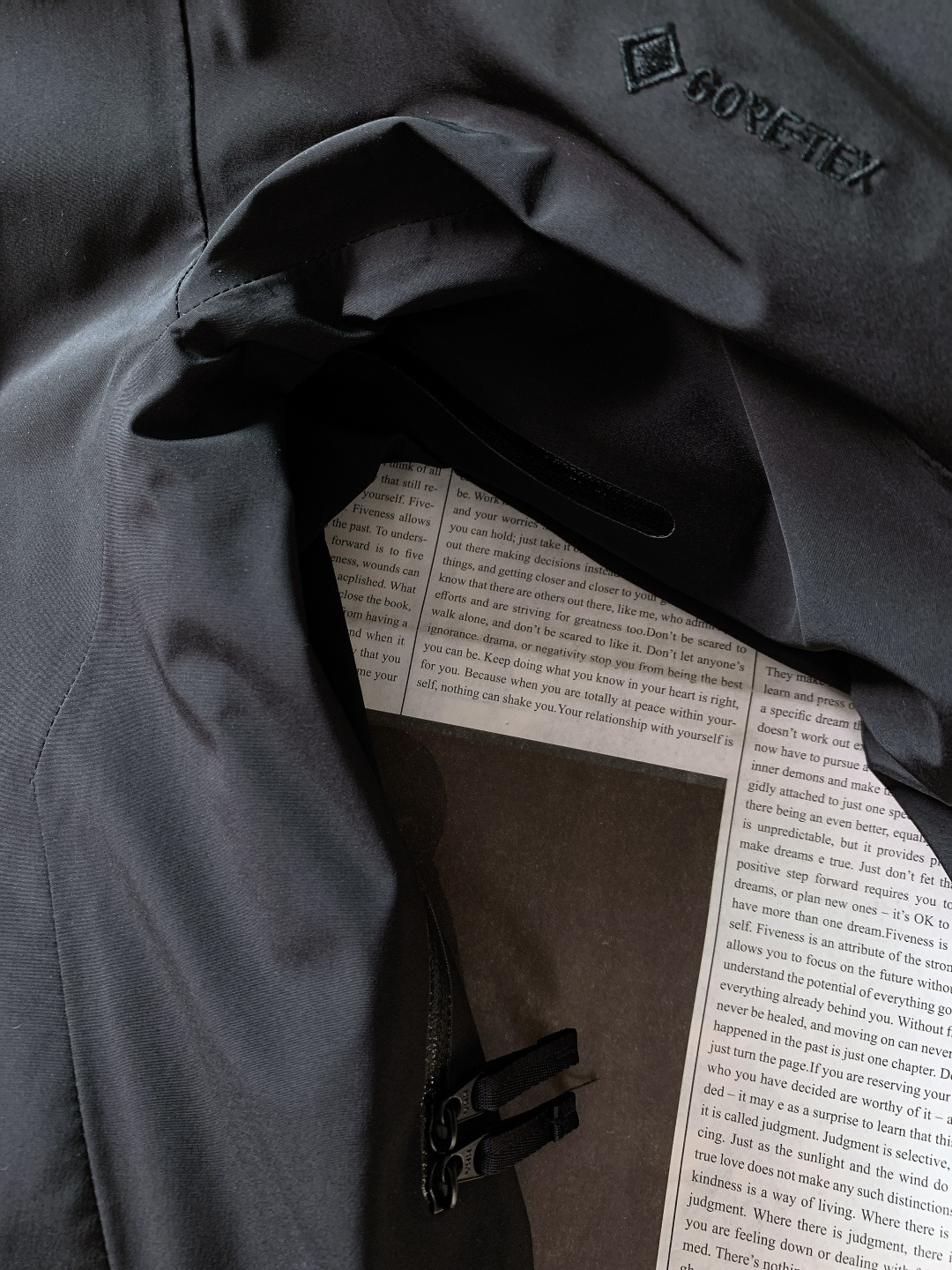 ARCTERYX 始祖鸟 鸟家王炸款三合一冲锋衣羽绒服了来了！一衣三穿！内胆带logo轻薄户外级羽绒服！