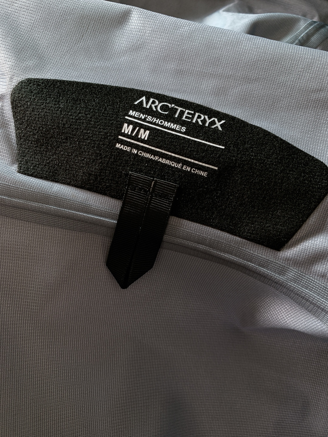 ARCTERYX 始祖鸟 鸟家王炸款三合一冲锋衣羽绒服了来了！一衣三穿！内胆带logo轻薄户外级羽绒服！