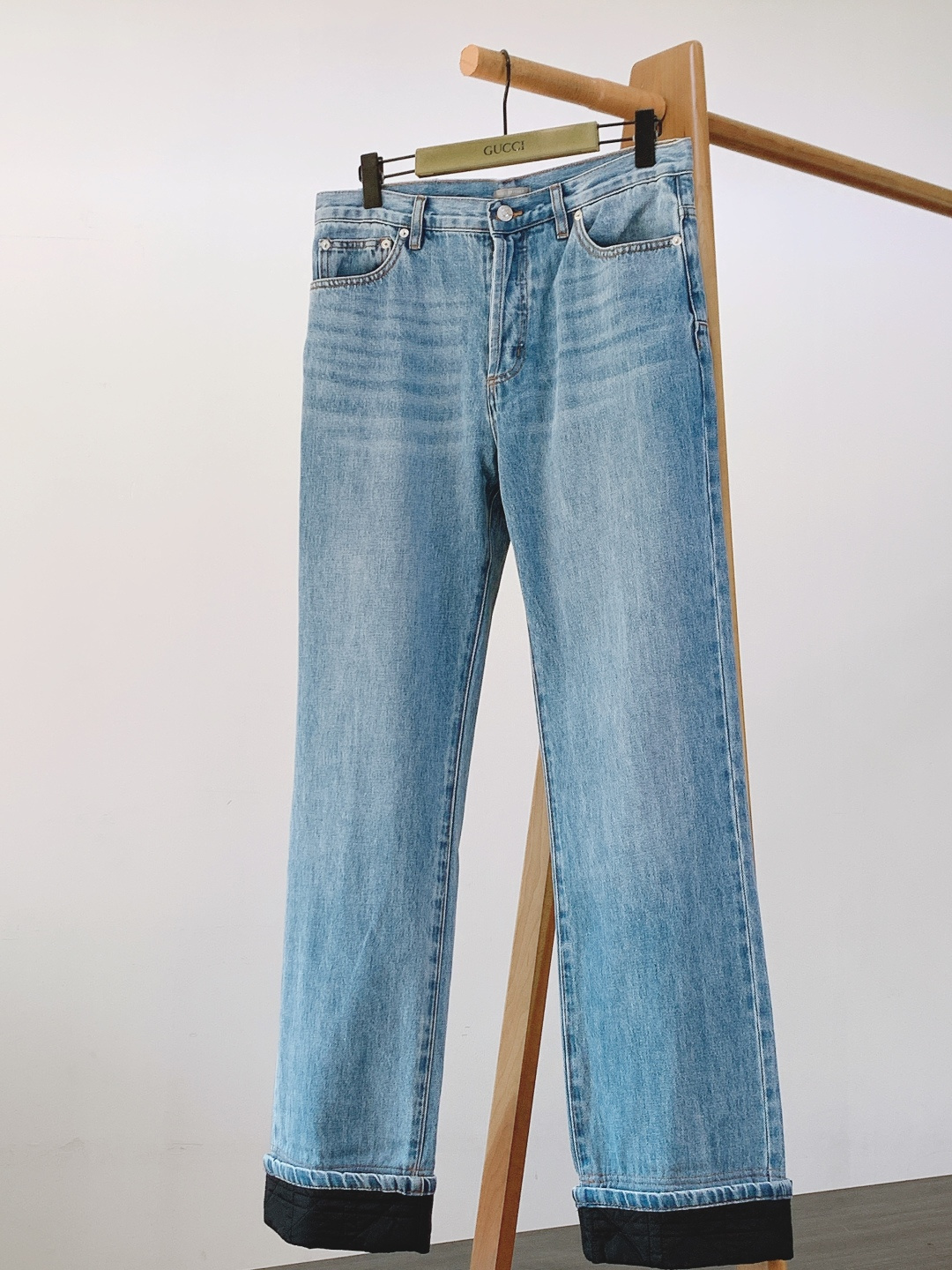 Dior Homme 迪奥·桀傲 2026SS早春新品藤格纹内里牛仔裤｜经典菱格的牛仔新解以经典藤格纹重