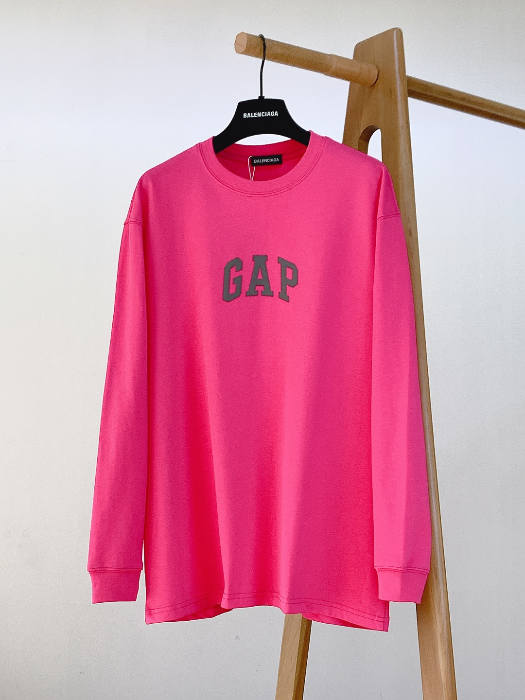 𝐁𝐚𝐥𝐞𝐧𝐜𝐢𝐚𝐠𝐚 巴黎世家 2026SS早春新品 ✖️ GAP联名长袖太炸街！高支精梳棉混纺面料软糯