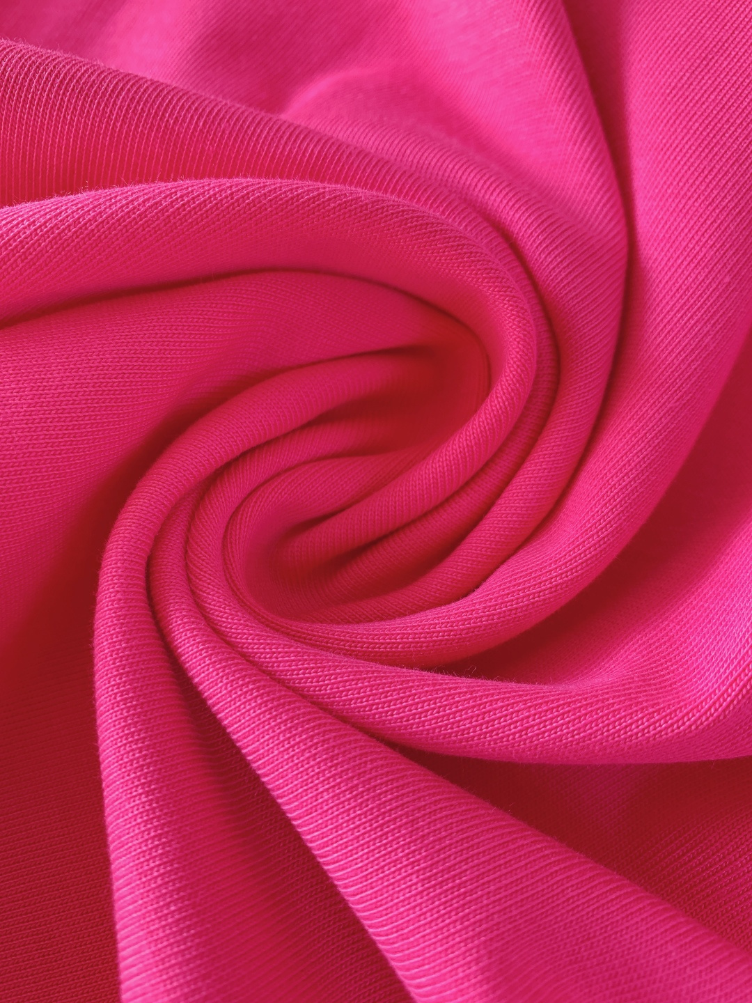 ARCTERYX 始祖鸟 2026SS早春新品机能长袖打底衫。甄选高支高密亲肤针织面料，触感软糯细腻，贴