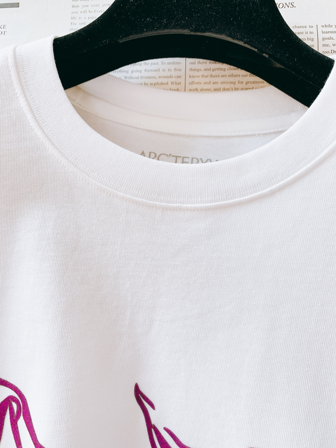 ARCTERYX 始祖鸟 2026SS早春新品机能长袖打底衫。甄选高支高密亲肤针织面料，触感软糯细腻，贴