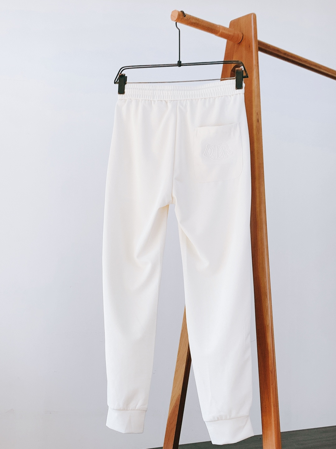 Dior Homme 迪奥·桀傲 2026SS早春新品 抽绳休闲裤时尚系列，独特设计，抽绳休闲长裤 订纱