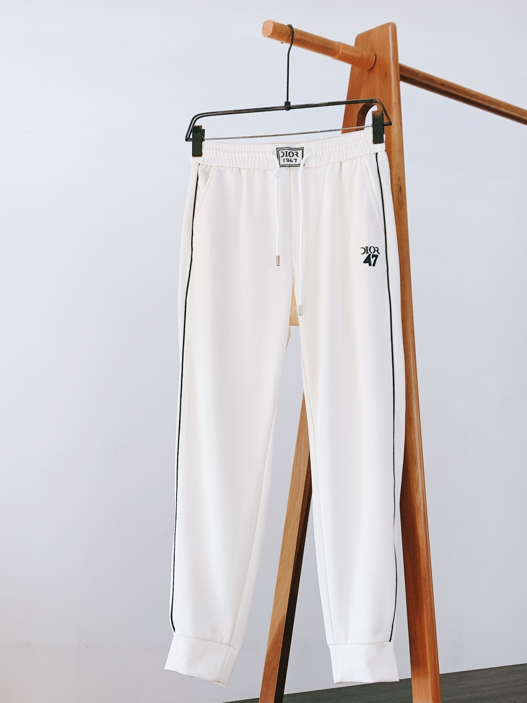Dior Homme 迪奥·桀傲 2026SS早春新品 抽绳休闲裤时尚系列，独特设计，抽绳休闲长裤 订纱