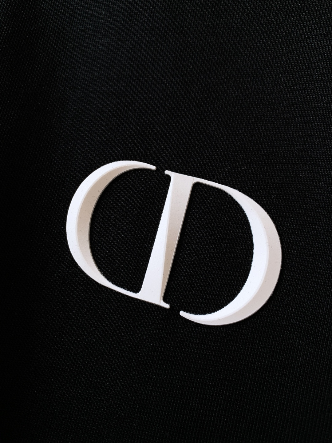 Dior Homme 迪奥·桀傲 2026SS早春新品 经典CD长袖打底衫。贵公子氛围感刚需✅ 高支精梳