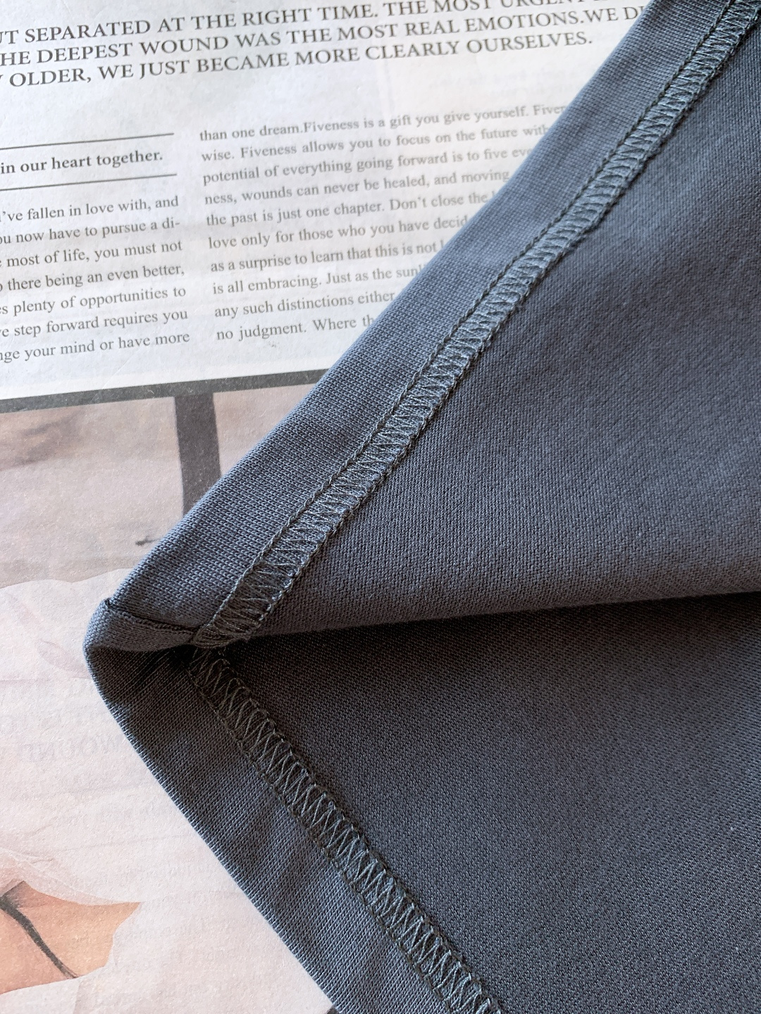 Dior Homme 迪奥·桀傲 2026SS早春新品 经典CD长袖打底衫。贵公子氛围感刚需✅ 高支精梳