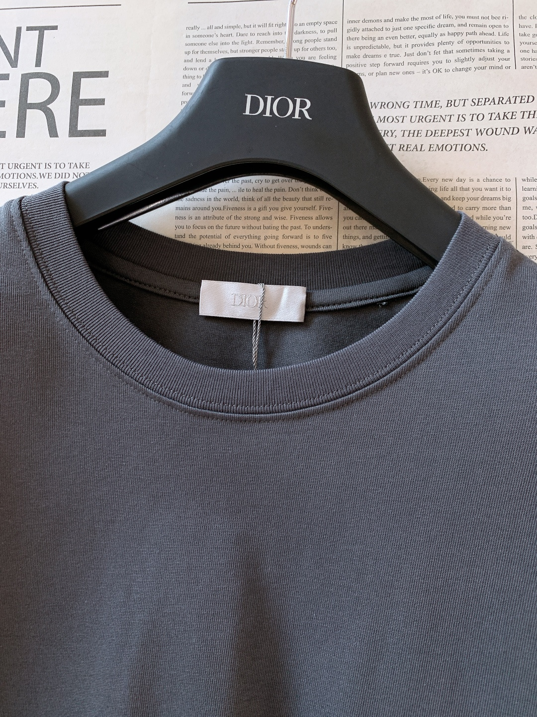 Dior Homme 迪奥·桀傲 2026SS早春新品 经典CD长袖打底衫。贵公子氛围感刚需✅ 高支精梳