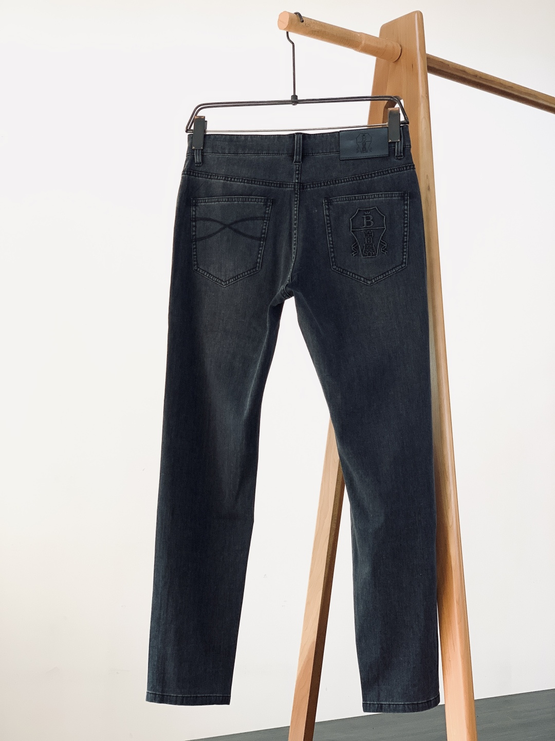 Brunello Cucinelli 布鲁奈罗.库奇内利 2026SS早春新品 高级时装感，休闲洗水牛仔