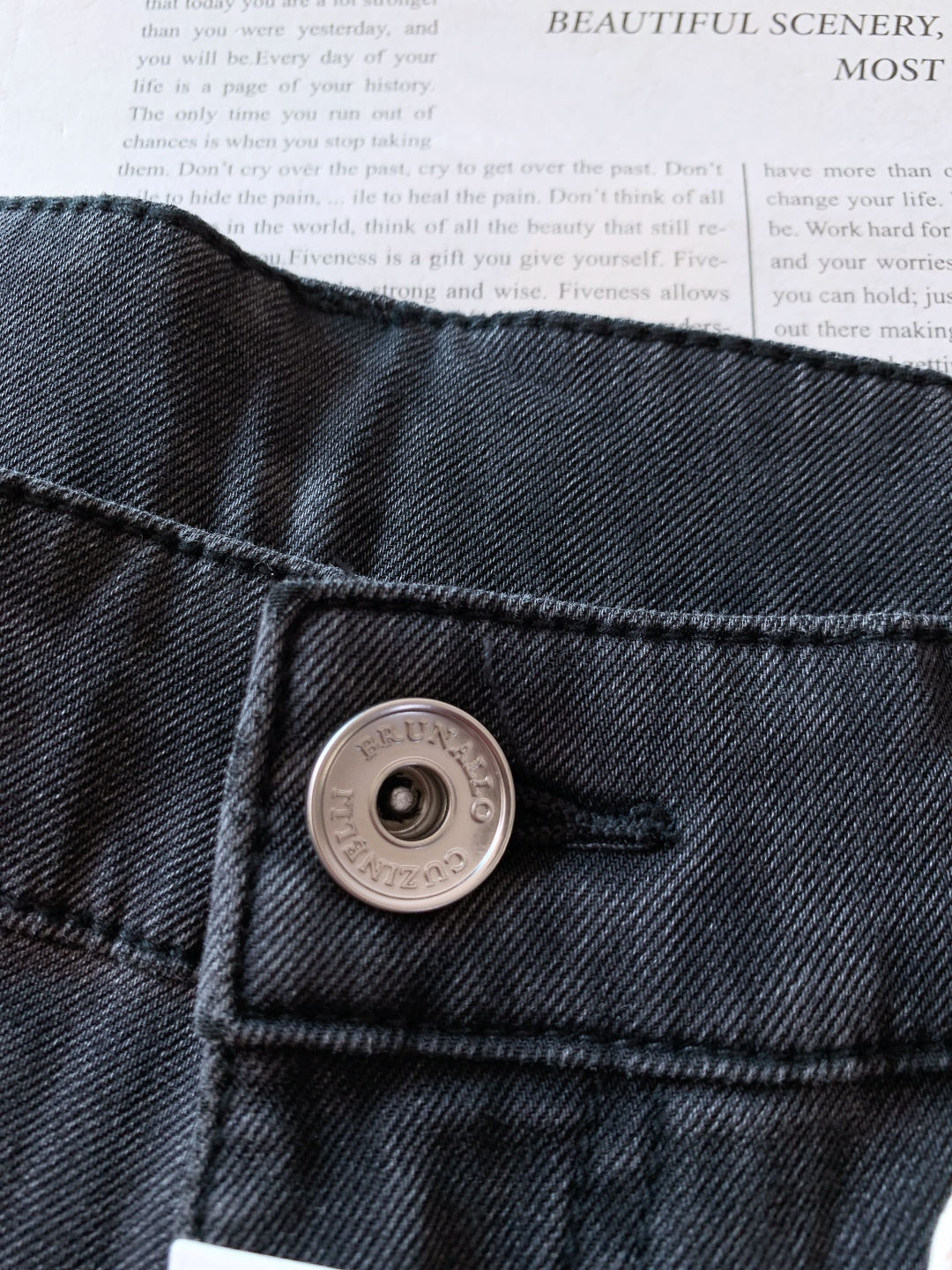 Brunello Cucinelli 布鲁奈罗.库奇内利 2026SS早春新品 高级时装感，休闲洗水牛仔