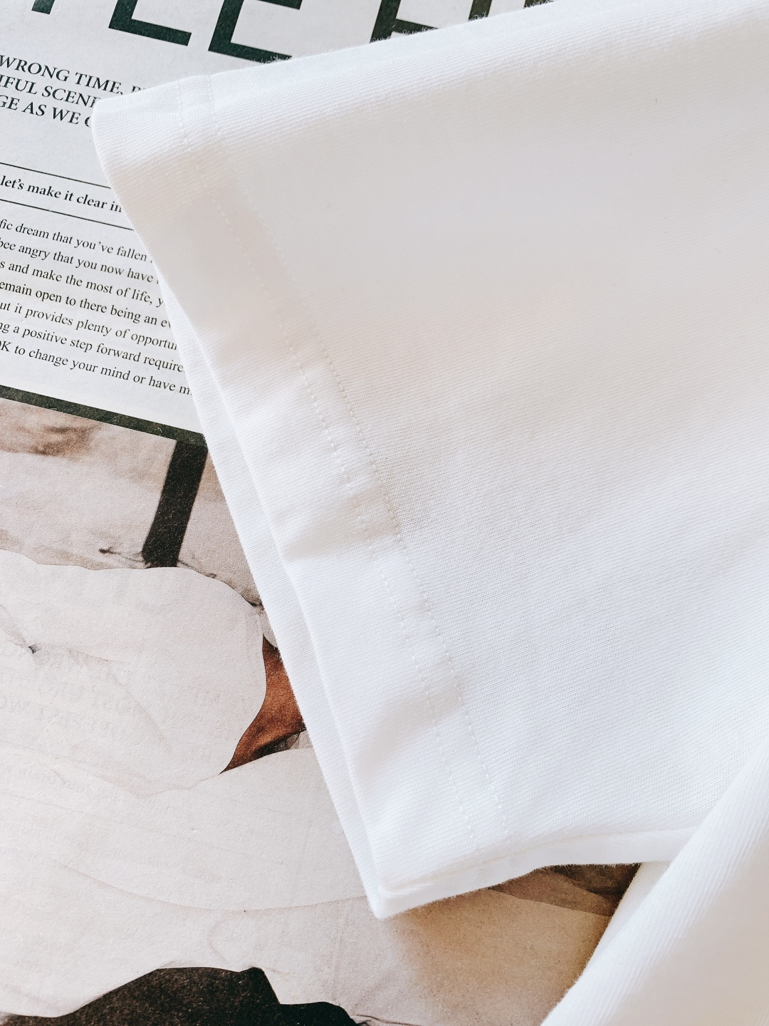 Dior Homme 迪奥·桀傲 2026SS早春新品四叶草刺绣纯棉T恤。🍀 经典黑白基底碰撞四叶草刺绣