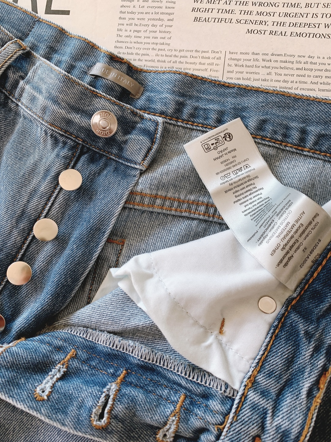 Dior Homme 迪奥·桀傲 2026SS早春新品藤格纹内里牛仔裤｜经典菱格的牛仔新解以经典藤格纹重