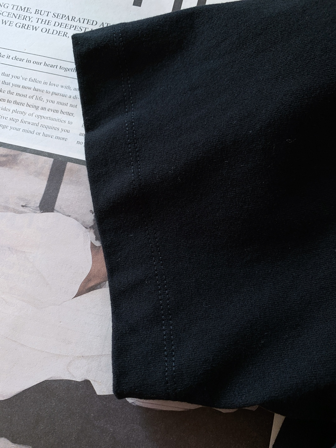 Dior Homme 迪奥·桀傲 2026SS早春新品 浮雕logo短袖。定制高支双股精梳棉，经液氨预缩