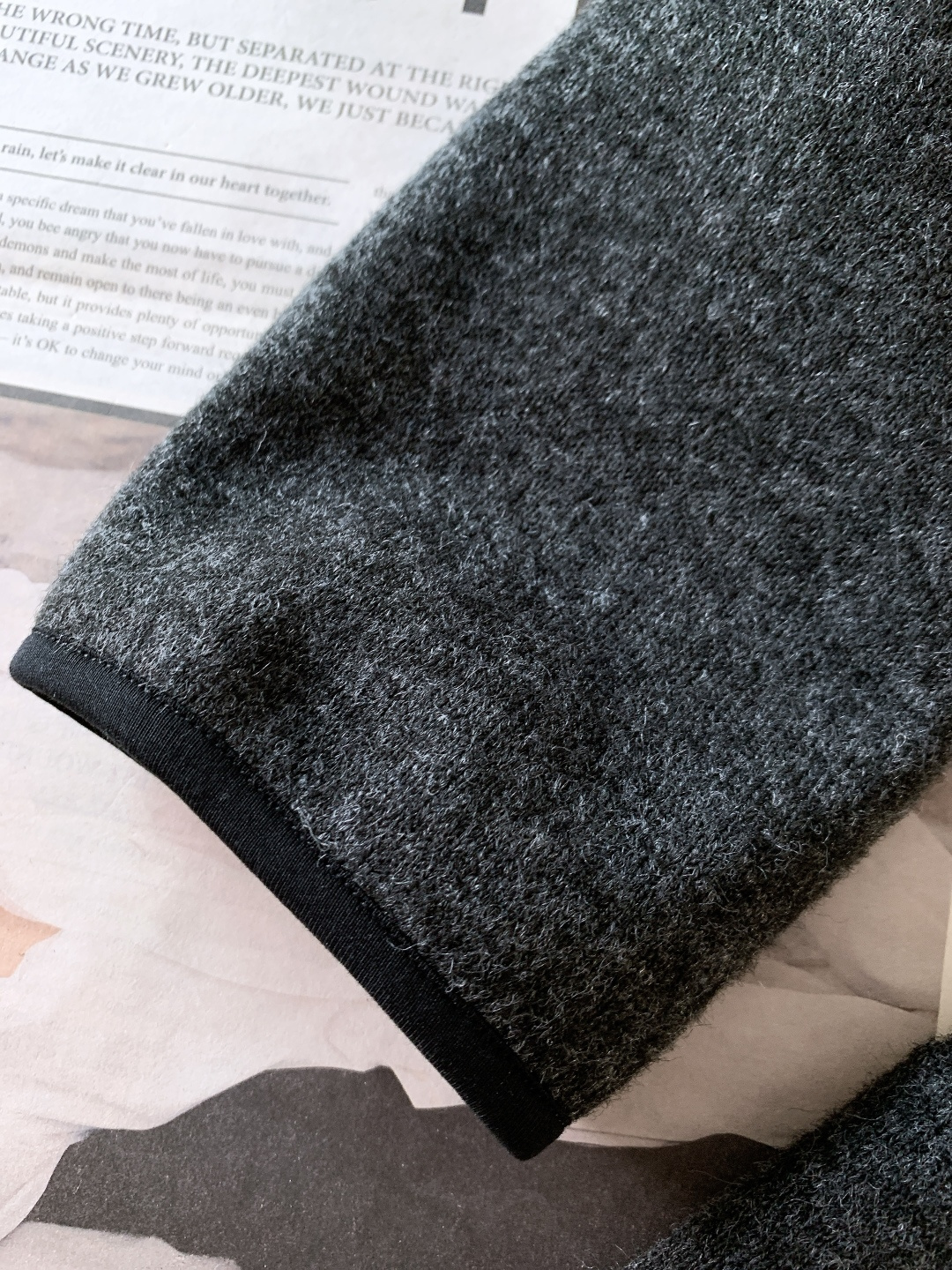 ARCTERYX 始祖鸟 新款立领拉链夹克冬季“轻暖黑科技”夹克：保暖不臃肿，质感藏在细节里，「科技面料