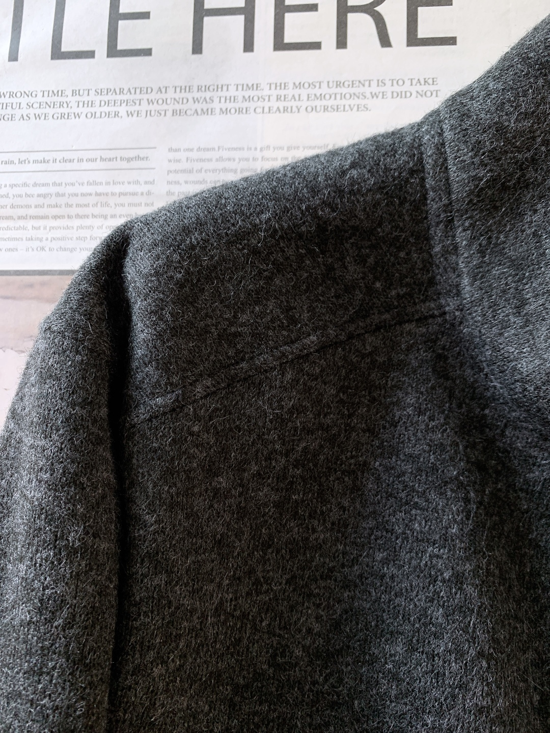 ARCTERYX 始祖鸟 新款立领拉链夹克冬季“轻暖黑科技”夹克：保暖不臃肿，质感藏在细节里，「科技面料