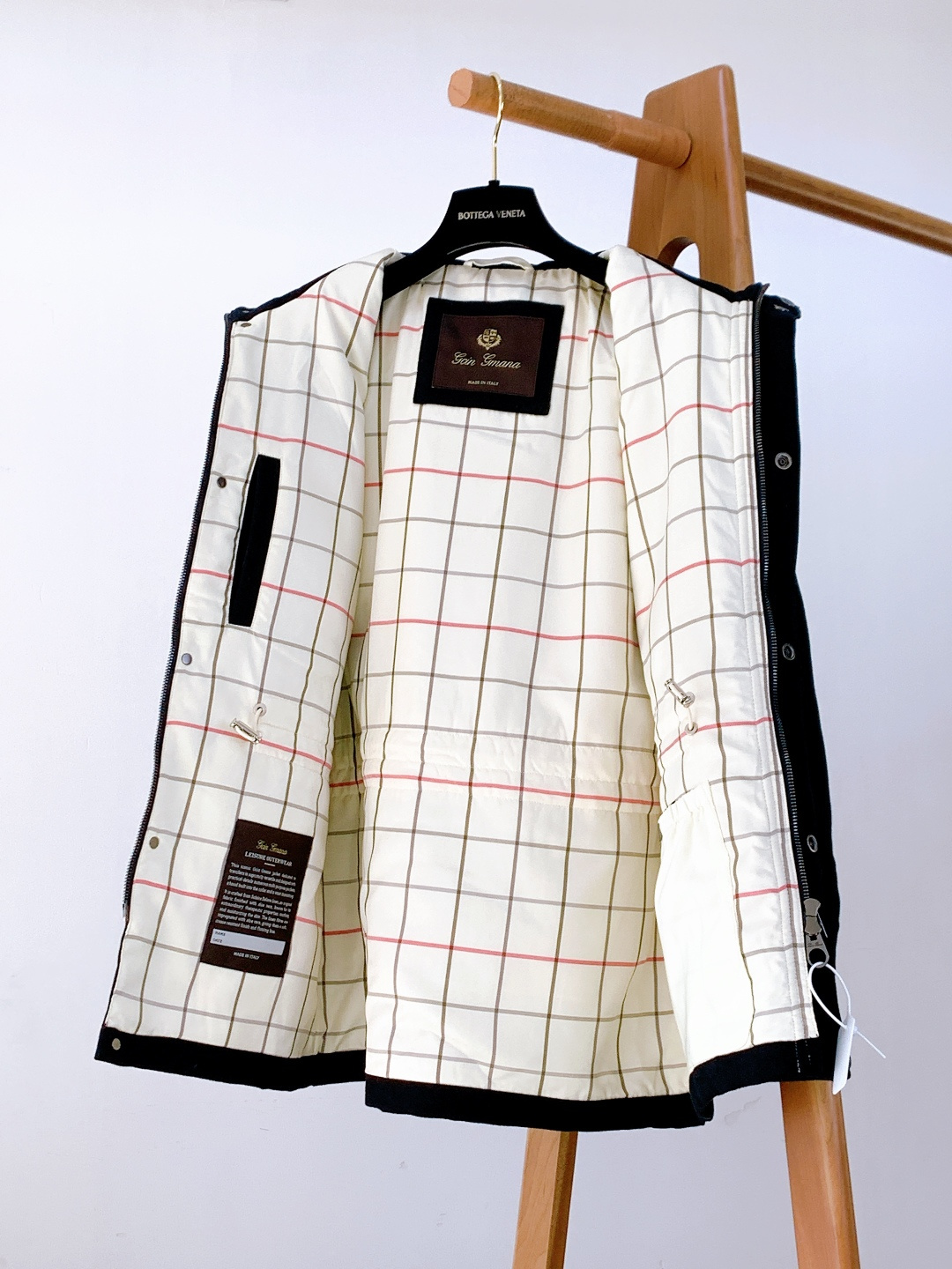 LoroPiana L.P SS早春新品新款羊绒长款夹克，高端质感藏不住的绅士格调作为秋冬衣橱的重磅单品