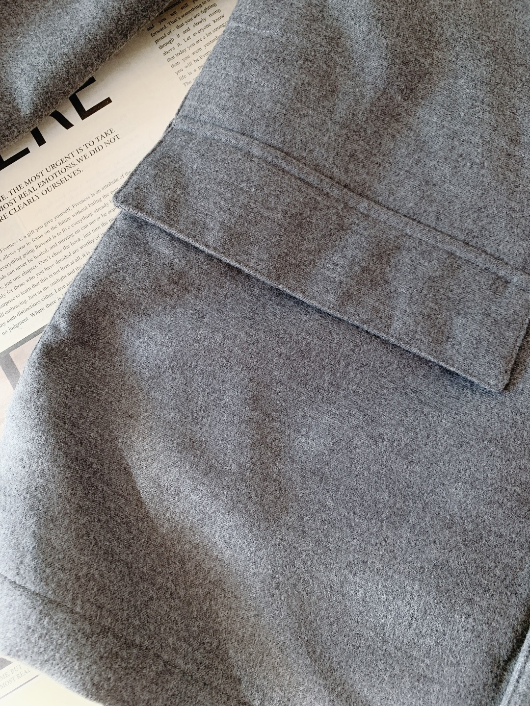 LoroPiana L.P SS早春新品新款羊绒长款夹克，高端质感藏不住的绅士格调作为秋冬衣橱的重磅单品