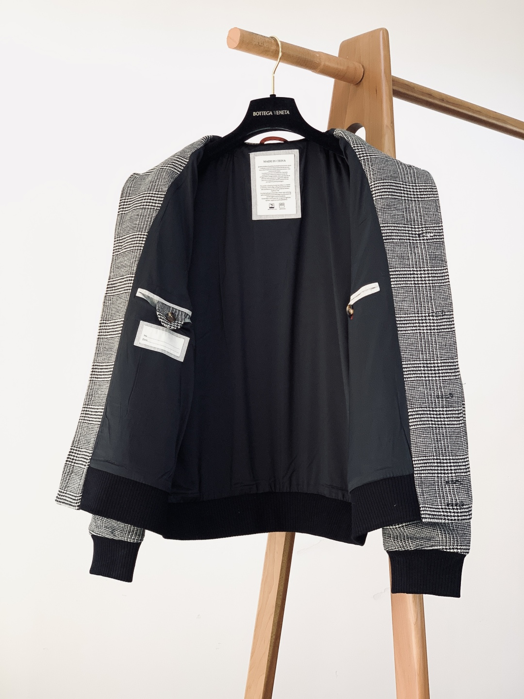 Brunello Cucinelli 布鲁奈罗.库奇内利 新款威尔士亲王格纹羊毛夹克，意式格调的格纹美学