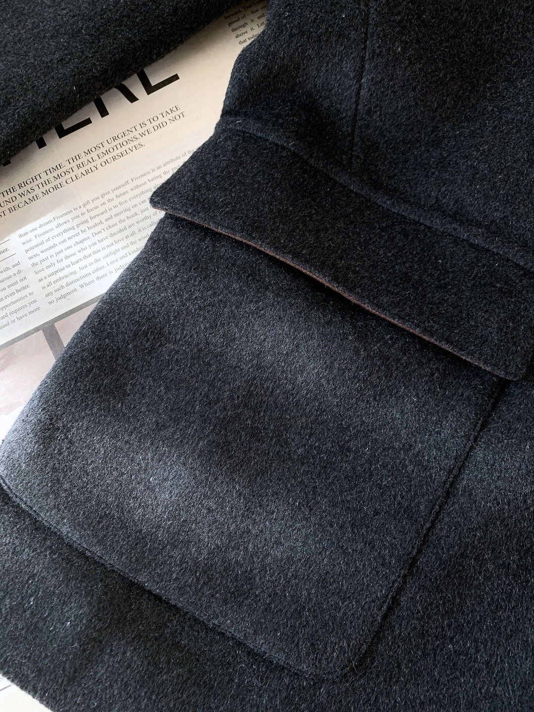 LoroPiana L.P SS早春新品新款碳灰羊毛羊绒夹克，老钱风的质感穿搭范本这款男士夹克将高端材质