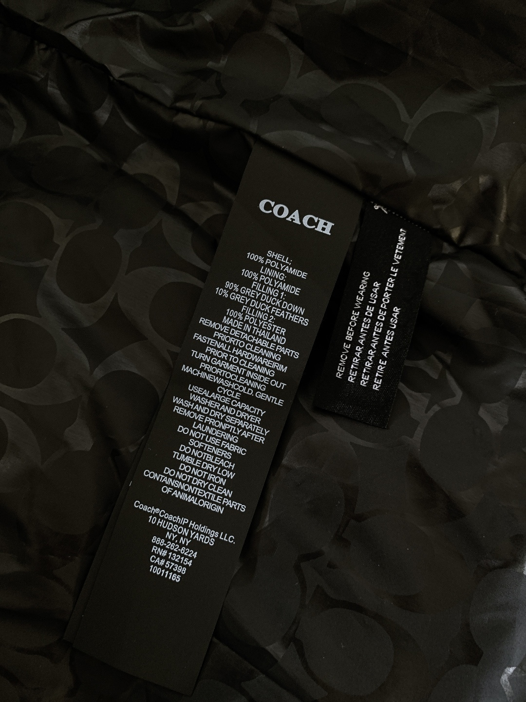 Coach 蔻驰 奥莱男士纯色羽绒夹克羽绒服休闲舒适通勤！！细节面料100% 聚酯纤维 里料100% 聚
