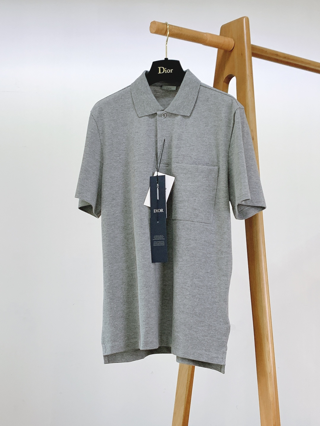 Dior Homme 迪奥·桀傲 2026SS早春新品 男士经典logo刺绣珠地棉Polo衫。采用进口高